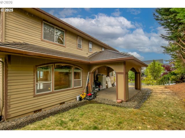 12491 Se CAPRI Ct, Happy Valley, OR 97086