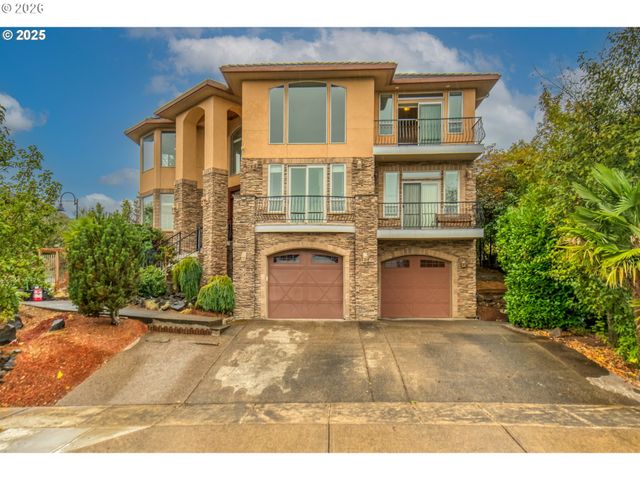 12491 Se CAPRI Ct, Happy Valley, OR 97086