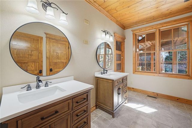 355 Mealer Road, Ellijay, GA 30536