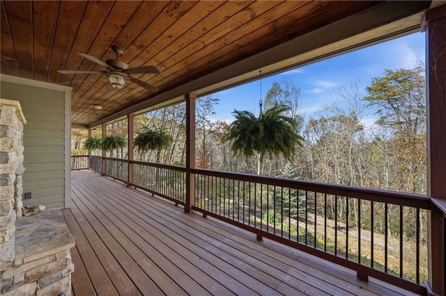 355 Mealer Road, Ellijay, GA 30536