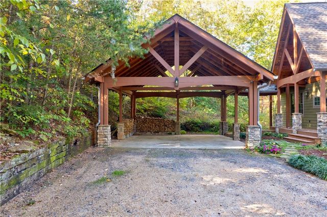 355 Mealer Road, Ellijay, GA 30536