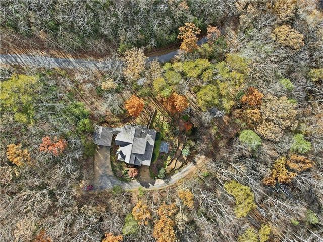 355 Mealer Road, Ellijay, GA 30536