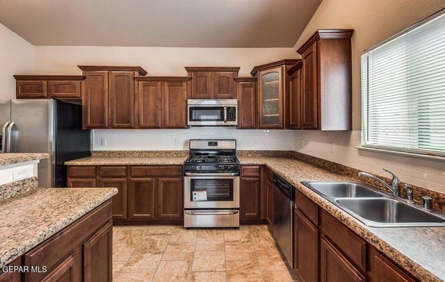 14340 APACHE POINT Drive, El Paso, TX 79938