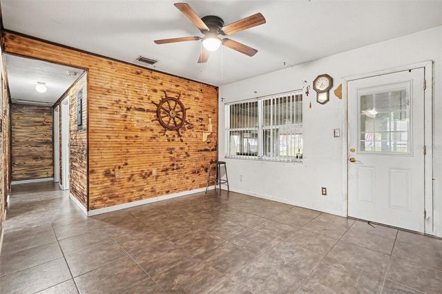 14925 FISHER ROAD, Tampa, FL 33613