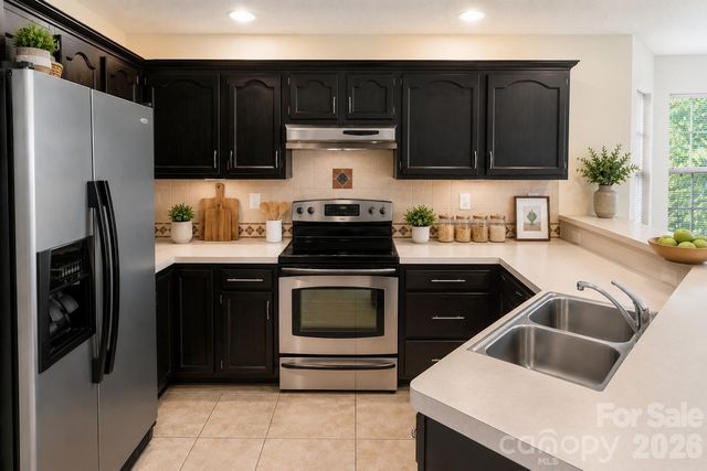9313 Four Mile Creek Road, Charlotte, NC 28277