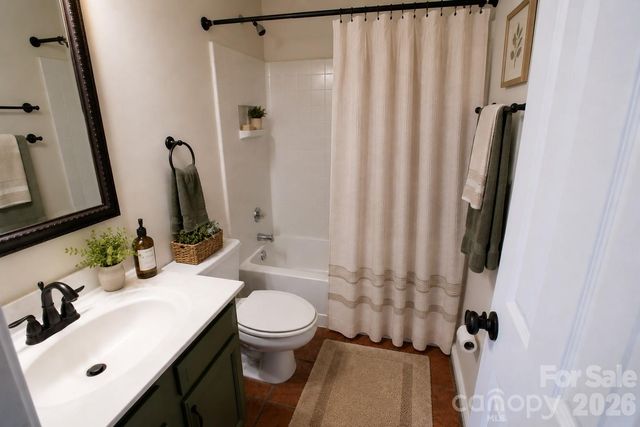 9313 Four Mile Creek Road, Charlotte, NC 28277