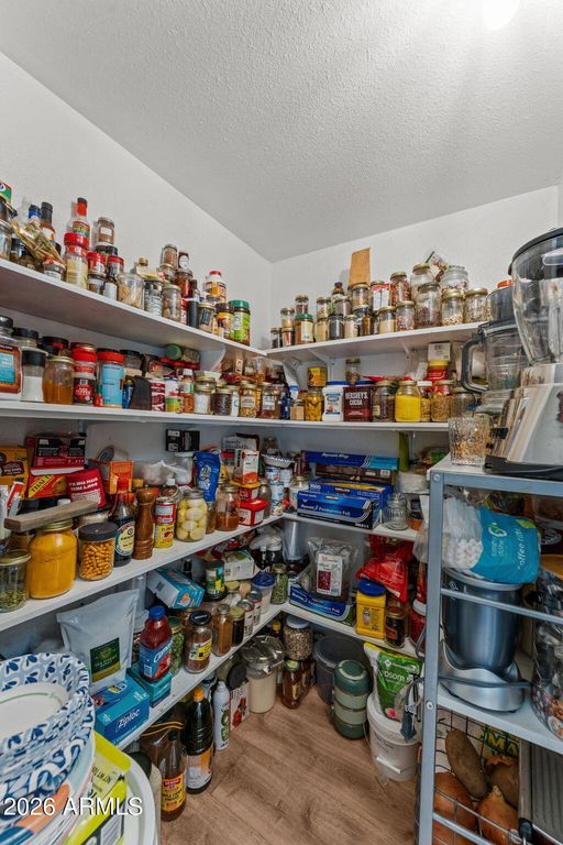 Image 17 of property listing at 47602 N EAGLE EYE Road, Aguila, AZ 85320