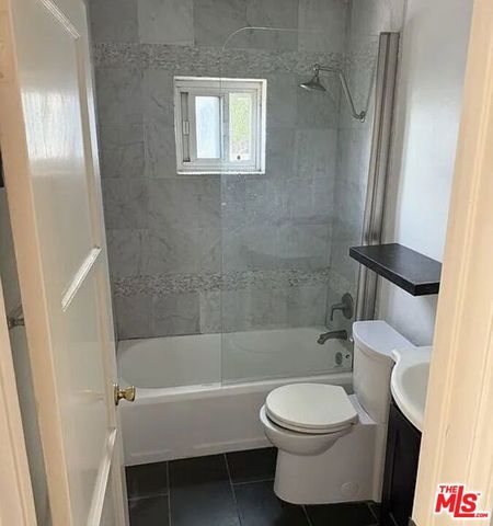 6434 W 87th Street 1, Los Angeles, CA 90045