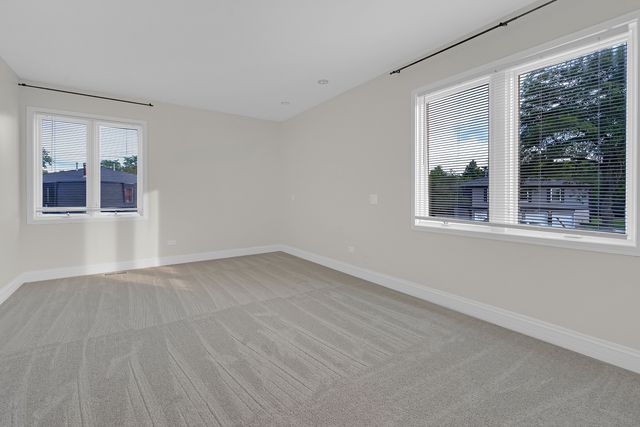 608 Inverrary Lane 608, Deerfield, IL 60015
