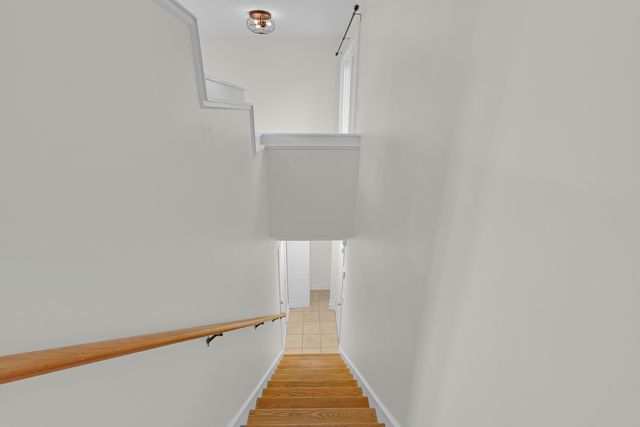 608 Inverrary Lane 608, Deerfield, IL 60015