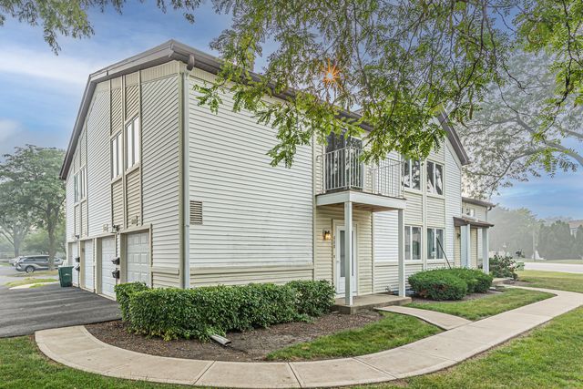 608 Inverrary Lane 608, Deerfield, IL 60015