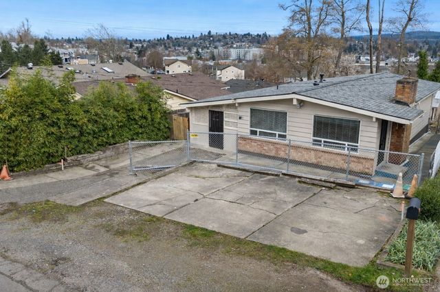 7226 33rd Avenue S, Seattle, WA 98118