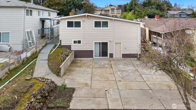 7226 33rd Avenue S, Seattle, WA 98118