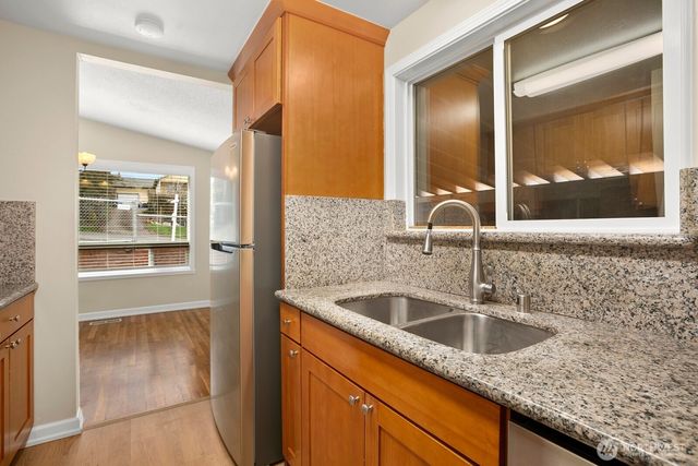 7226 33rd Avenue S, Seattle, WA 98118