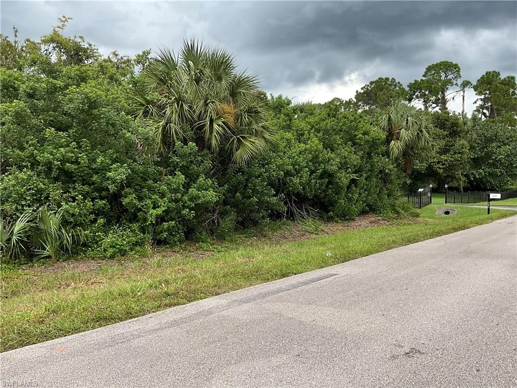 261 2nd ST NE, NAPLES, FL 34120 — photo 4