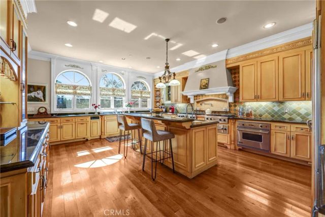 900 Fallen Leaf, Arcadia, CA 91006