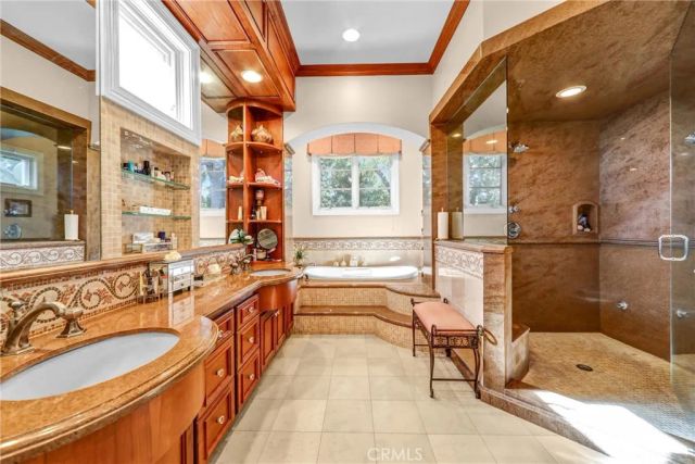 900 Fallen Leaf, Arcadia, CA 91006