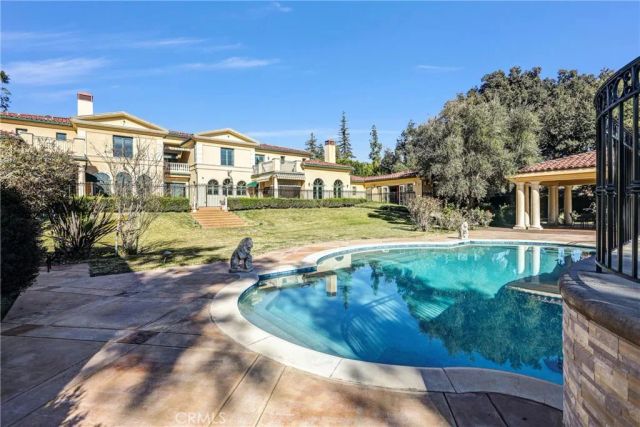 900 Fallen Leaf, Arcadia, CA 91006