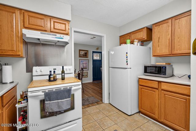 3 Cypress Knee Drive, Diamondhead, MS 39525