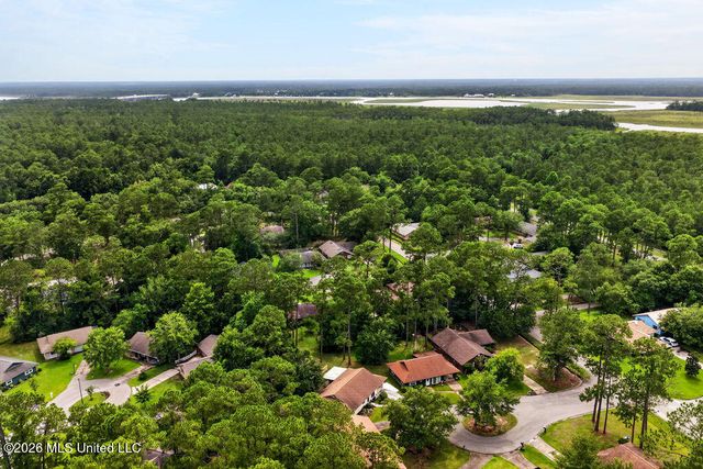 3 Cypress Knee Drive, Diamondhead, MS 39525