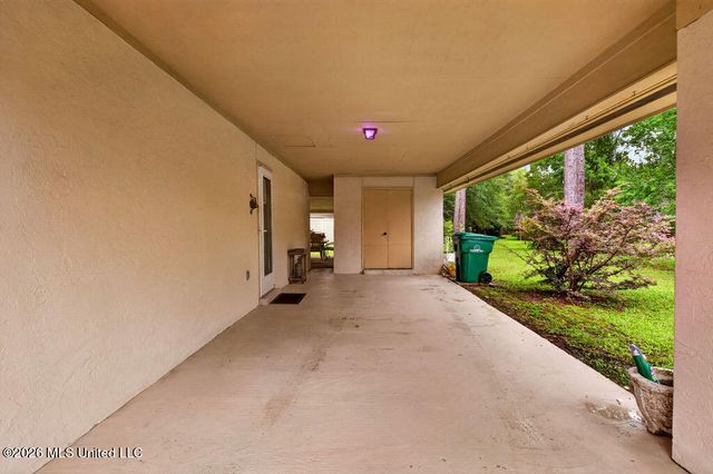 3 Cypress Knee Drive, Diamondhead, MS 39525
