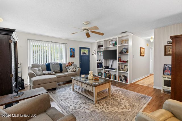3 Cypress Knee Drive, Diamondhead, MS 39525