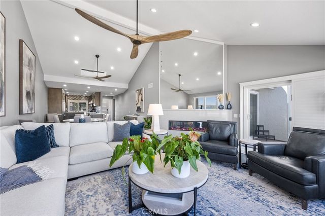 6 Kingston Court E, Coronado, CA 92118