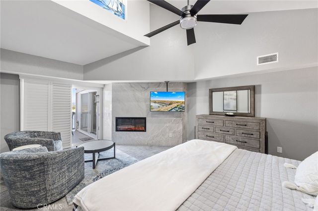 6 Kingston Court E, Coronado, CA 92118