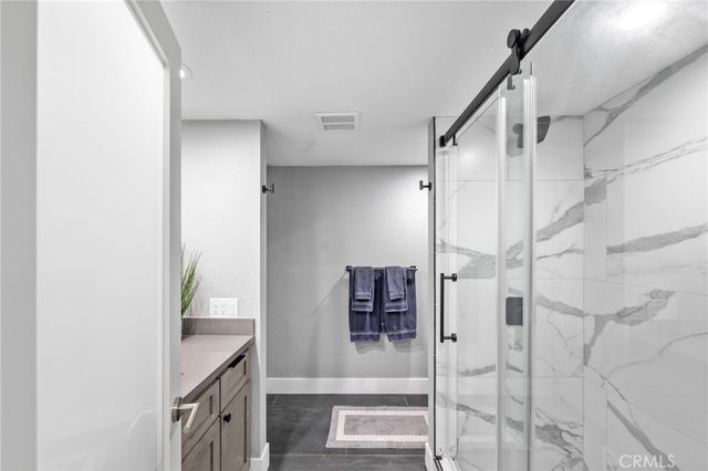 6 Kingston Court E, Coronado, CA 92118