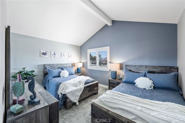 6 Kingston Court E, Coronado, CA 92118