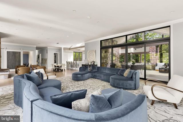 3 BAY TREE LN, Bethesda, MD 20816