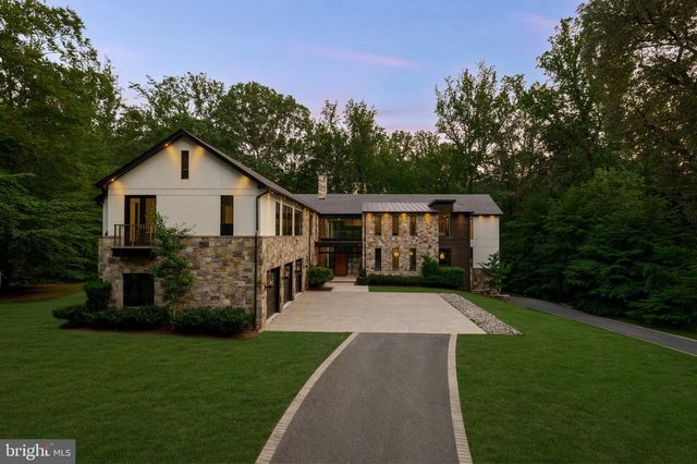 3 BAY TREE LN, Bethesda, MD 20816