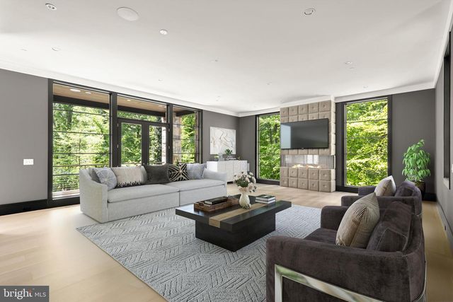 3 BAY TREE LN, Bethesda, MD 20816