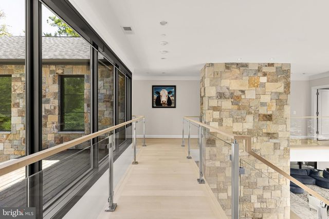 3 BAY TREE LN, Bethesda, MD 20816