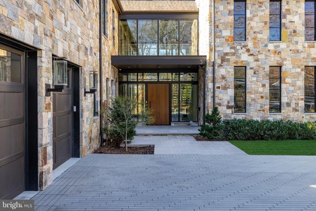 3 BAY TREE LN, Bethesda, MD 20816