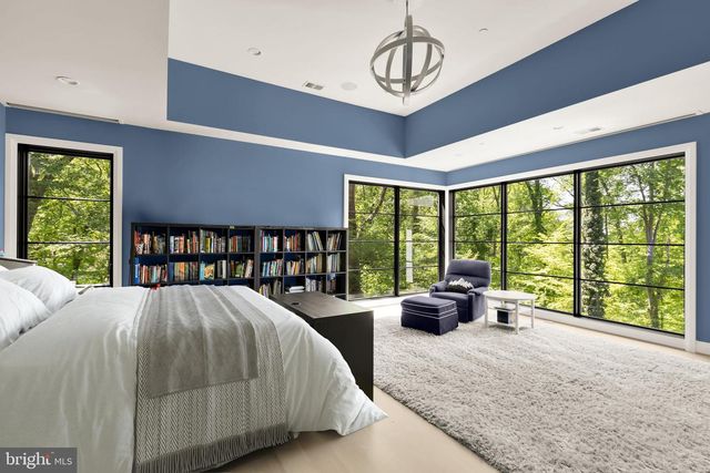 3 BAY TREE LN, Bethesda, MD 20816