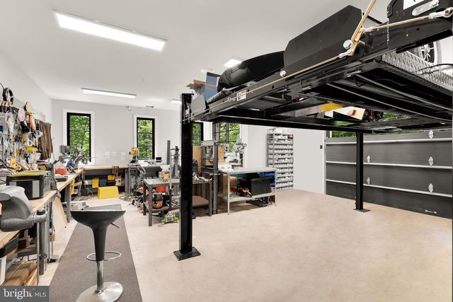 3 BAY TREE LN, Bethesda, MD 20816