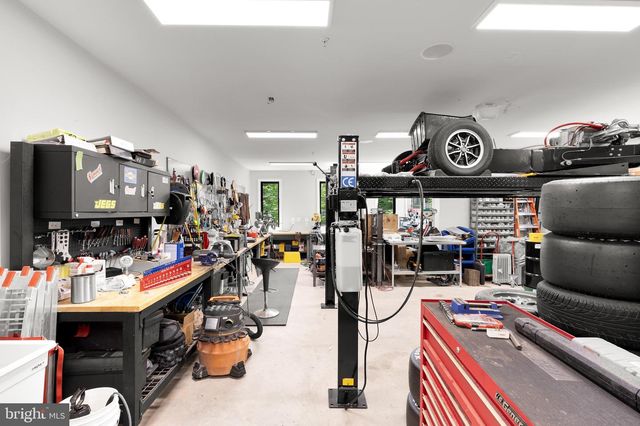 3 BAY TREE LN, Bethesda, MD 20816