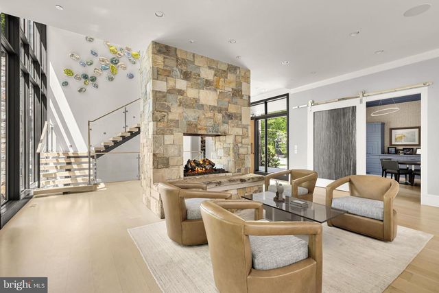 3 BAY TREE LN, Bethesda, MD 20816