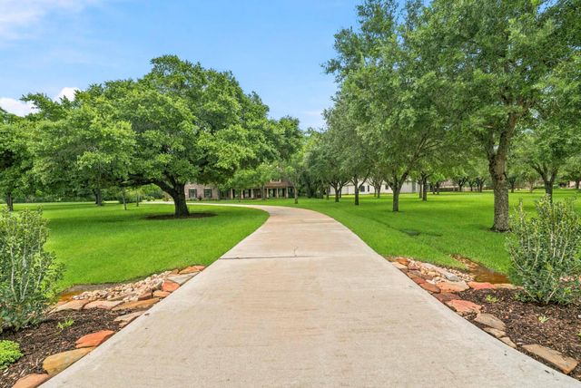 32415 Waterhouse Court, Fulshear, TX 77441