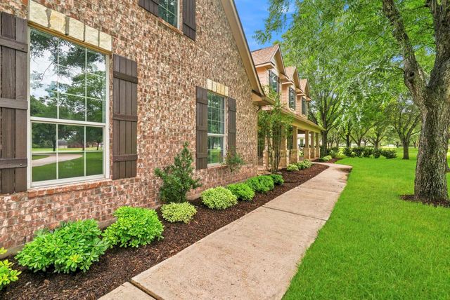 32415 Waterhouse Court, Fulshear, TX 77441