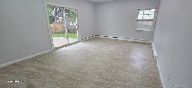 37 E 14th Street B, South Huntington, NY 11746