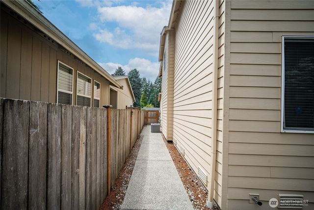 3626 Hoadly Street SE, Tumwater, WA 98501