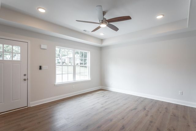 825 Gillespie Road, Chattanooga, TN 37411