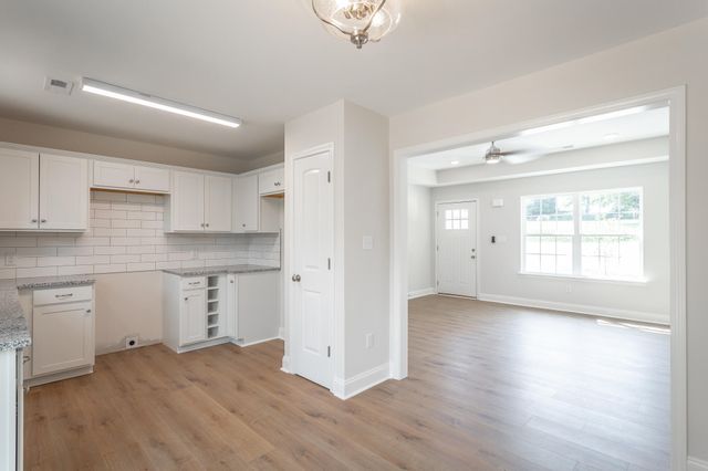 825 Gillespie Road, Chattanooga, TN 37411