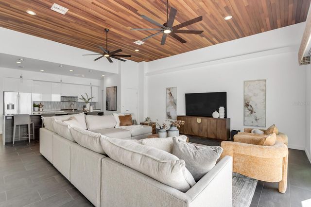 905 BAY POINT DRIVE, Madeira Beach, FL 33708