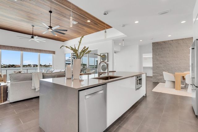 905 BAY POINT DRIVE, Madeira Beach, FL 33708