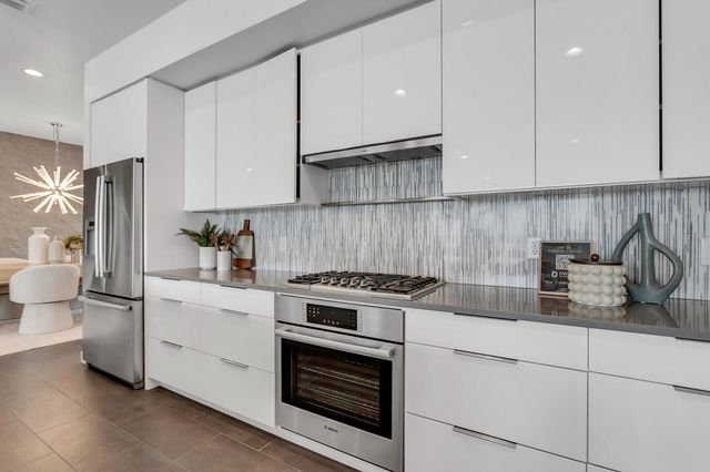 905 BAY POINT DRIVE, Madeira Beach, FL 33708