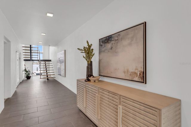 905 BAY POINT DRIVE, Madeira Beach, FL 33708