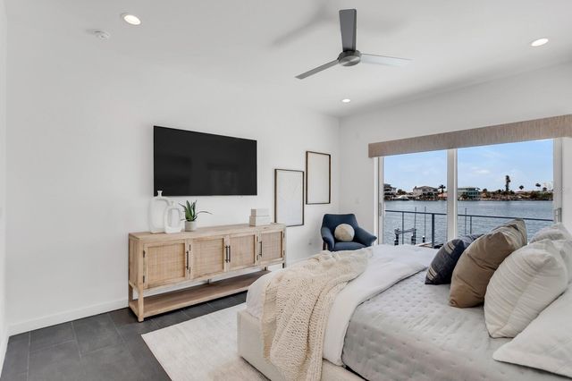 905 BAY POINT DRIVE, Madeira Beach, FL 33708